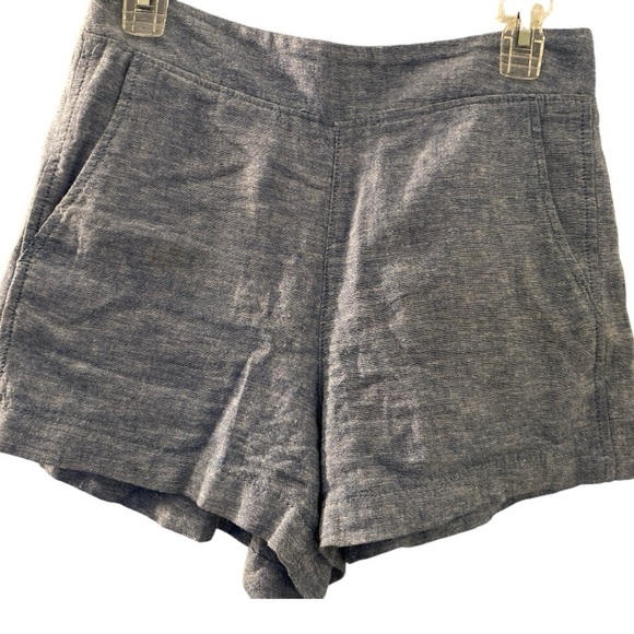 GAP Pants - GAP linen shorts. Blue,Waistband in front, elastic in the back.Two pockets.Small